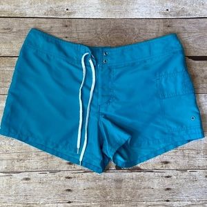 Miken Size Large Womens Shorts